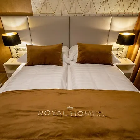 Royal Homes Apartments Apartman