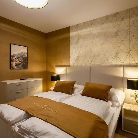 Royal Homes Apartments Apartman *