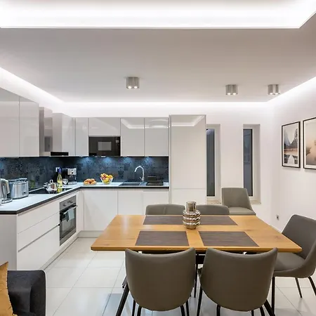 Royal Homes Apartments * Keszthely