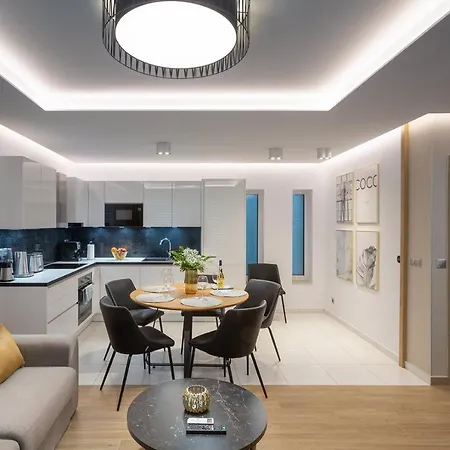 Royal Homes Apartments Apartman
